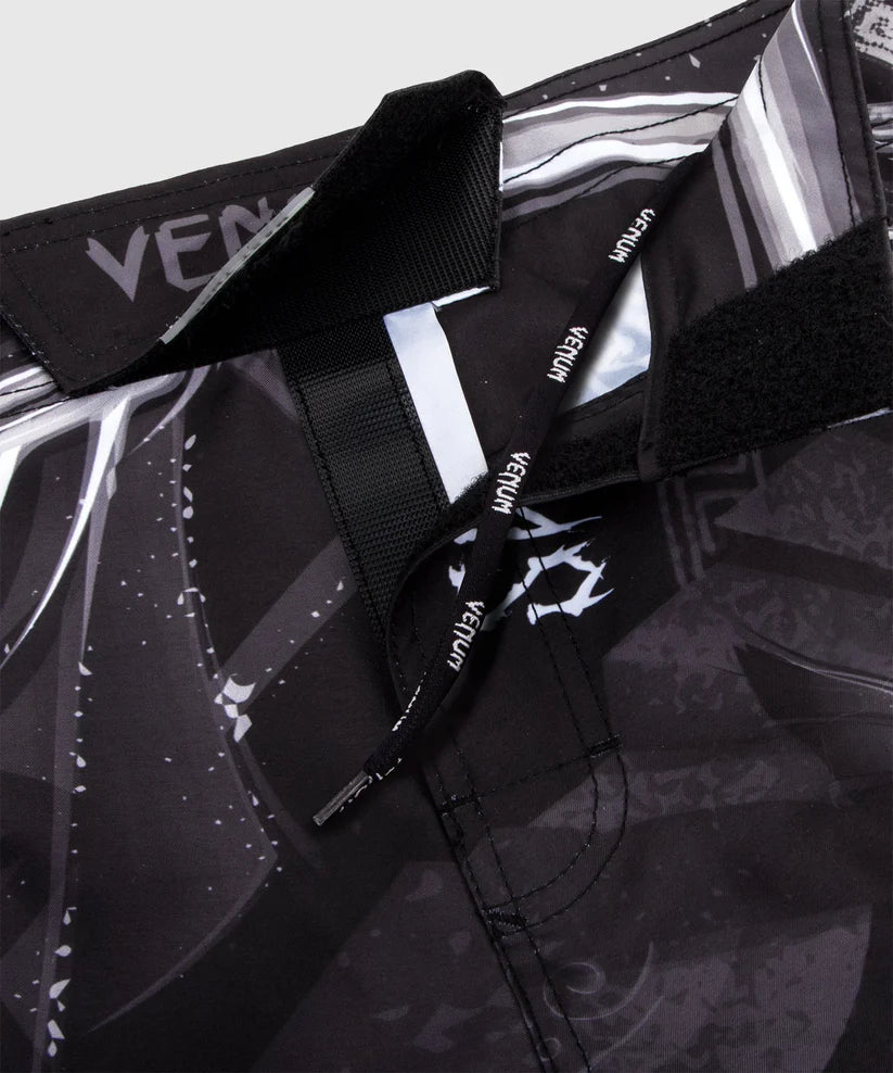 Venum Gladiator 3.0 Fightshorts - Black/White Image 6