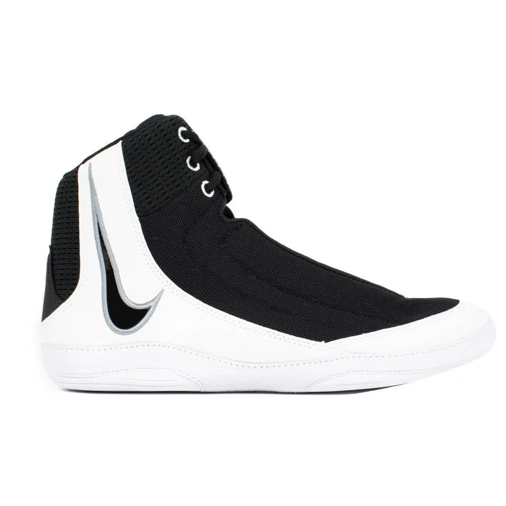 Front view of Nike Inflict 4 wrestling boots Black/White