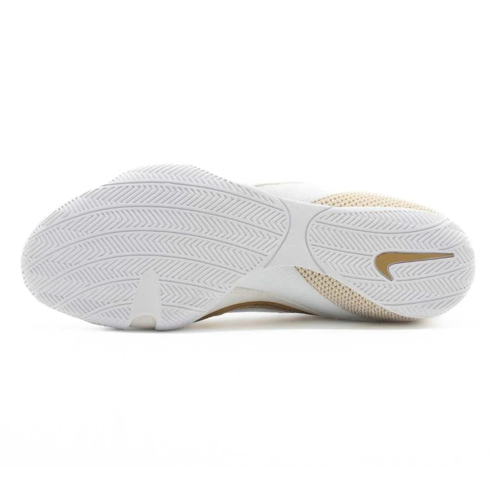 Top view of Nike Machomai 3 showing mesh ventilation system for enhanced airflow and comfort.
