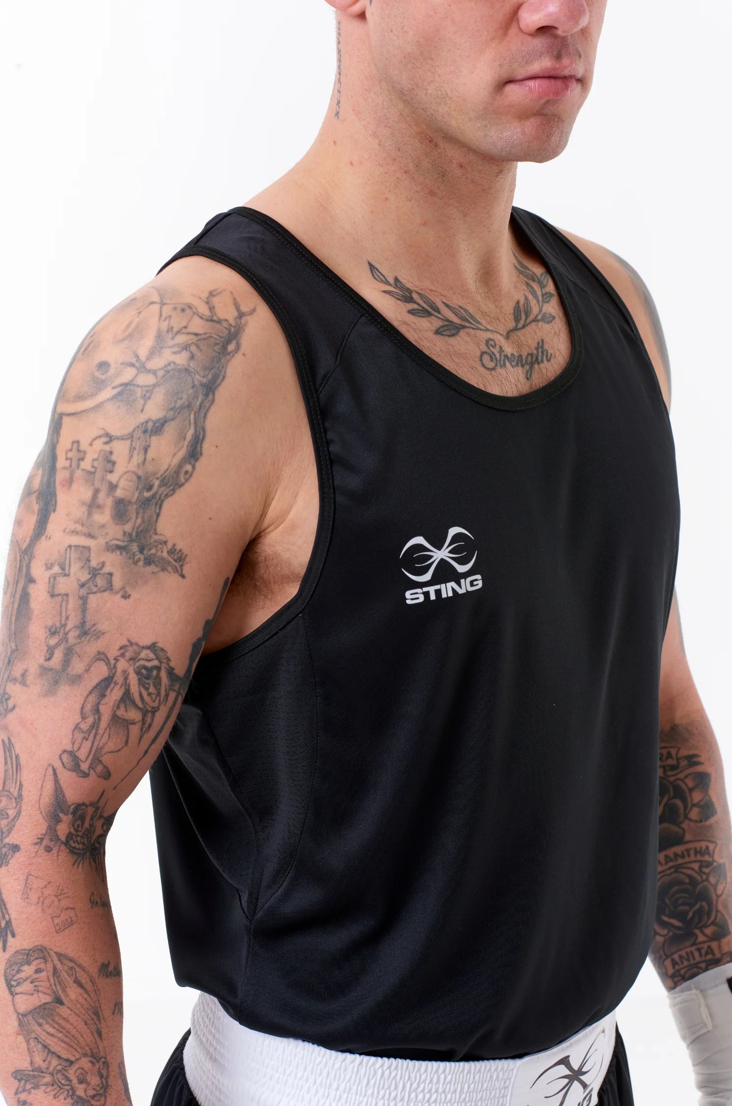 Sting Mettle men’s Black competition boxing uniform designed for amateur bouts.