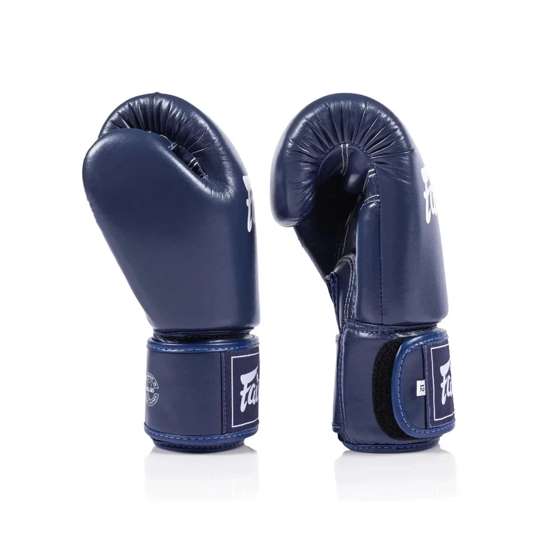ergonomic hand compartment on blue boxing gloves