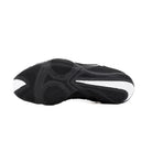 close-up of forefoot strap on Nike HyperKO 3 Black